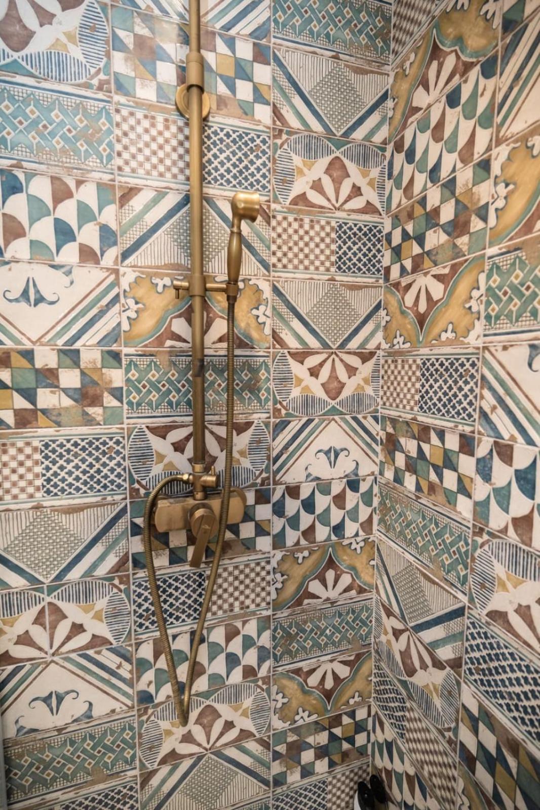 Petite Maison Pleine Nature La Bastide-Pradines المظهر الخارجي الصورة